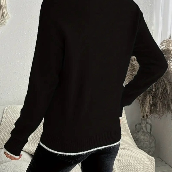 Winter Wonerland Snowflake Sweater - Picture 6 of 11